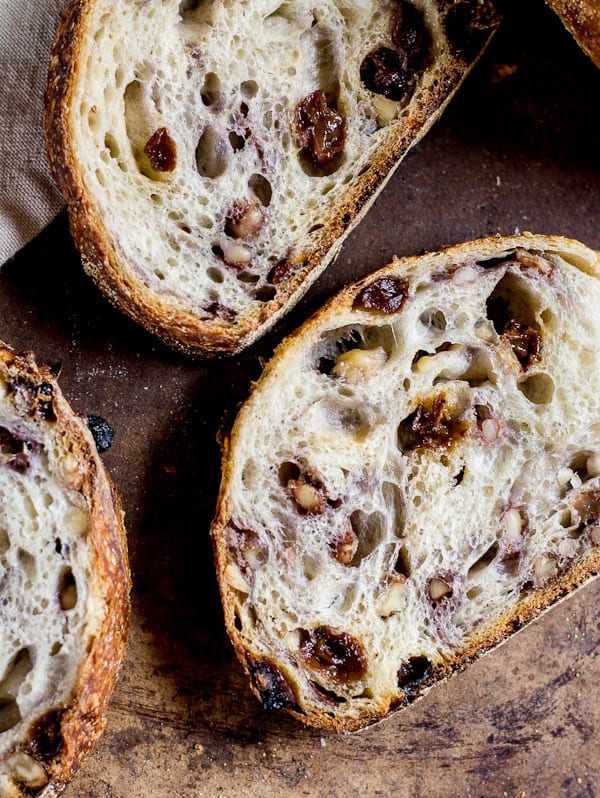 Dates & Walnut Sourdough - تمر وجوز