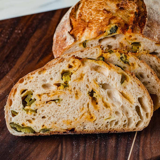 Jalapeno & Cheddar Sourdough - جبن وهالبينو